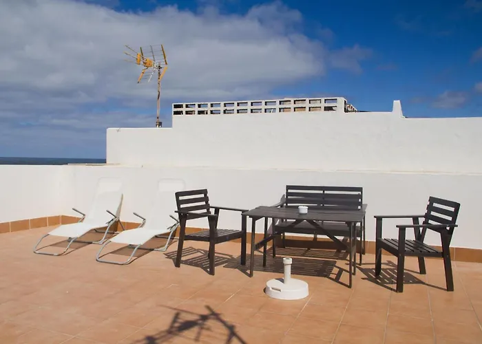 Διαμέρισμα Caleta De Famara Primera Linea Con Balcon *