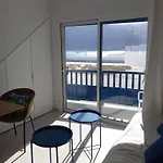 Lägenhet Caleta De Famara Primera Linea Con Balcon