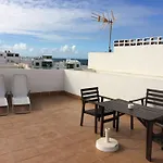 Caleta De Famara Primera Linea Con Balcon Teguise (Lanzarote)