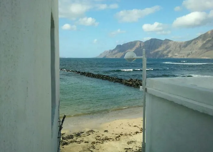 Caleta De Famara Primera Linea Con Balcon Apartament *